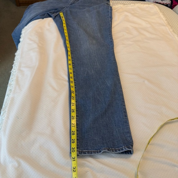 Lands’ End Denim Jeans Women’s Size 18 Inseam 30” Straight Leg High Rise - Picture 14 of 15